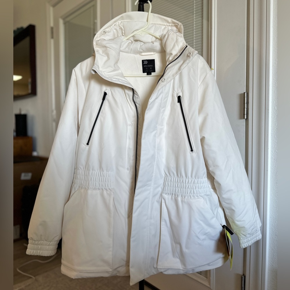 Women's White Snowsport Jacket - All in Motion - NWT - size XL